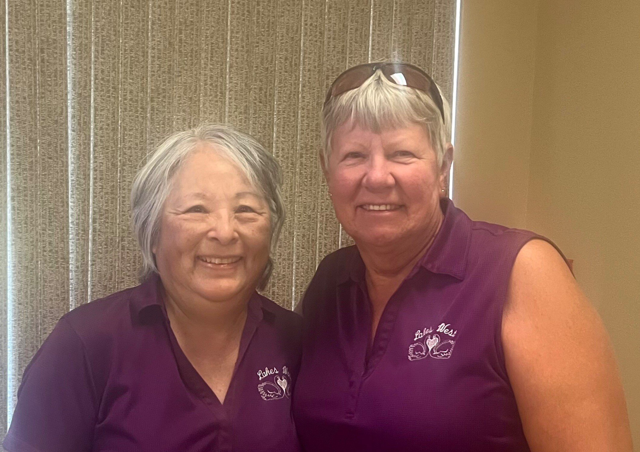 Medallion winners Kathryn Langdon (low net) and Pat Bilquest (low gross)-1